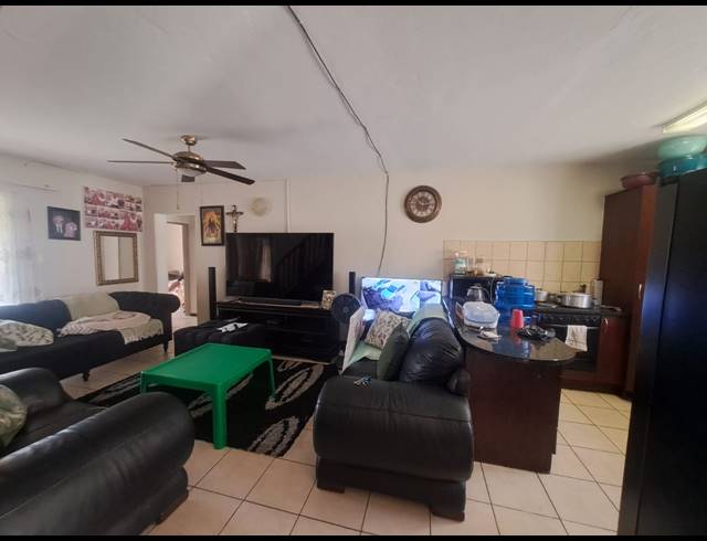 4 BEDROOM TOWNHOUSE FOR SALE IN WATERKLOOF